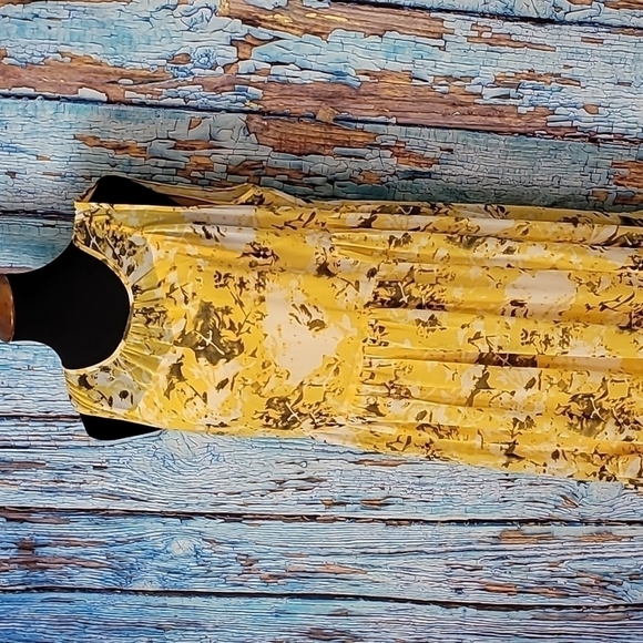 Simply Vera Vera Wang Yellow Floral Summer Midi Dress - Picture 2 of 10